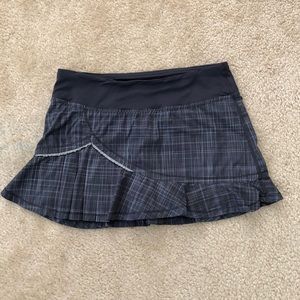Lululemon ruffle skirt